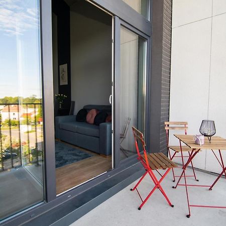 Studia Przy Lotnisku Od Wroclawapartament-Pl Extérieur photo