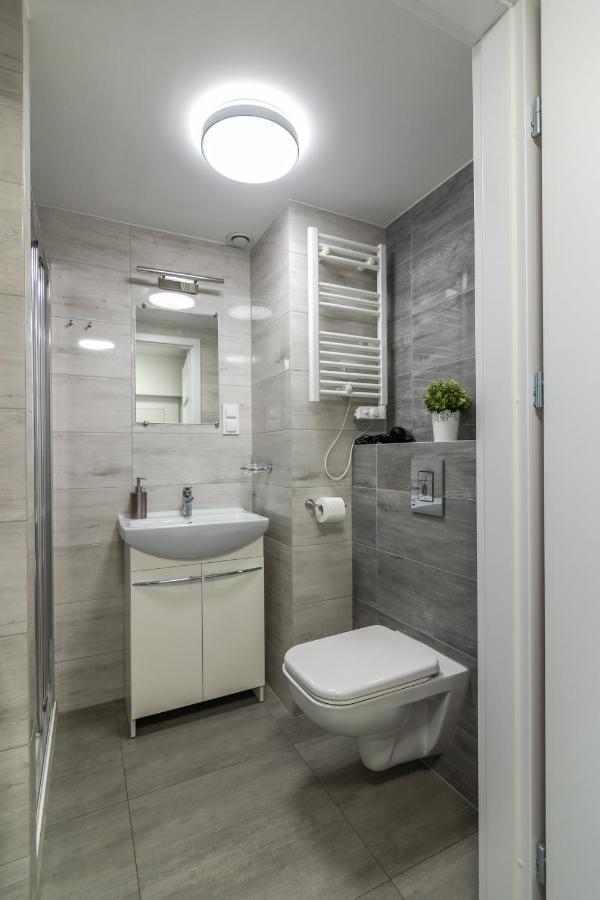 Studia Przy Lotnisku Od Wroclawapartament-Pl Extérieur photo
