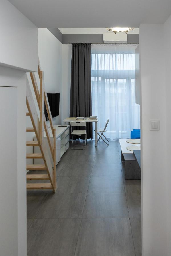 Studia Przy Lotnisku Od Wroclawapartament-Pl Extérieur photo