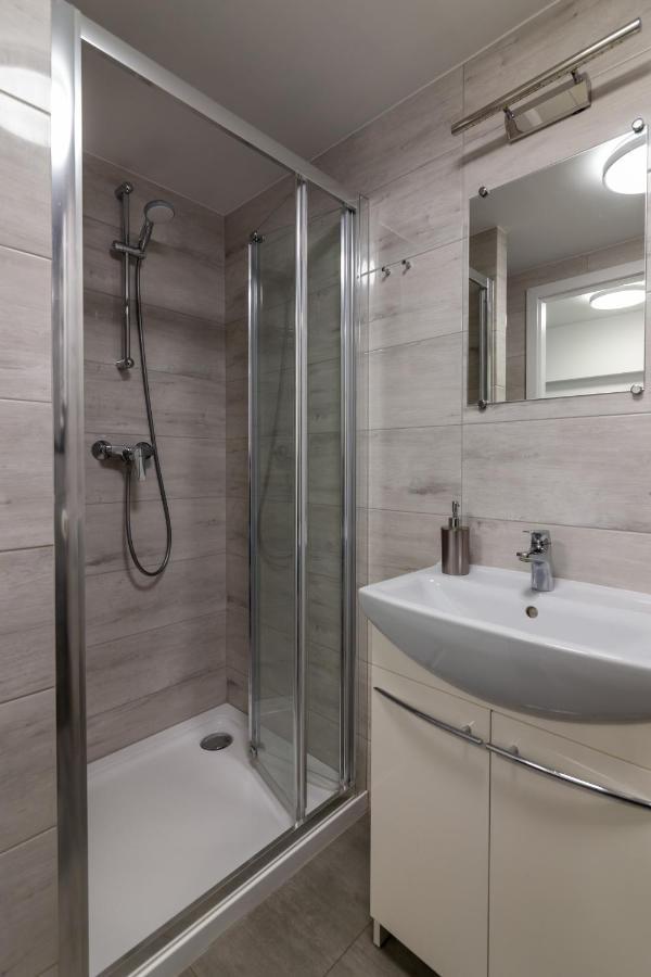 Studia Przy Lotnisku Od Wroclawapartament-Pl Extérieur photo