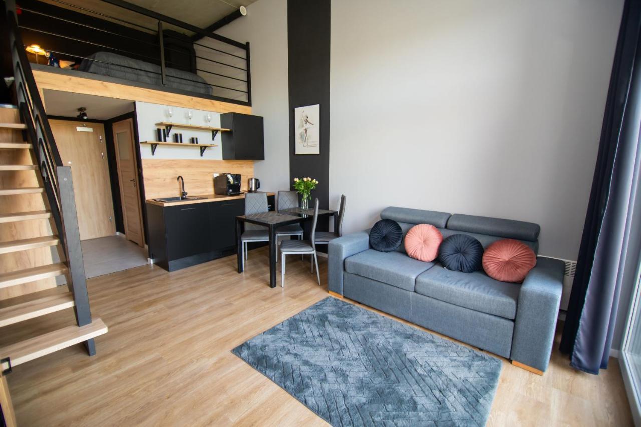 Studia Przy Lotnisku Od Wroclawapartament-Pl Extérieur photo