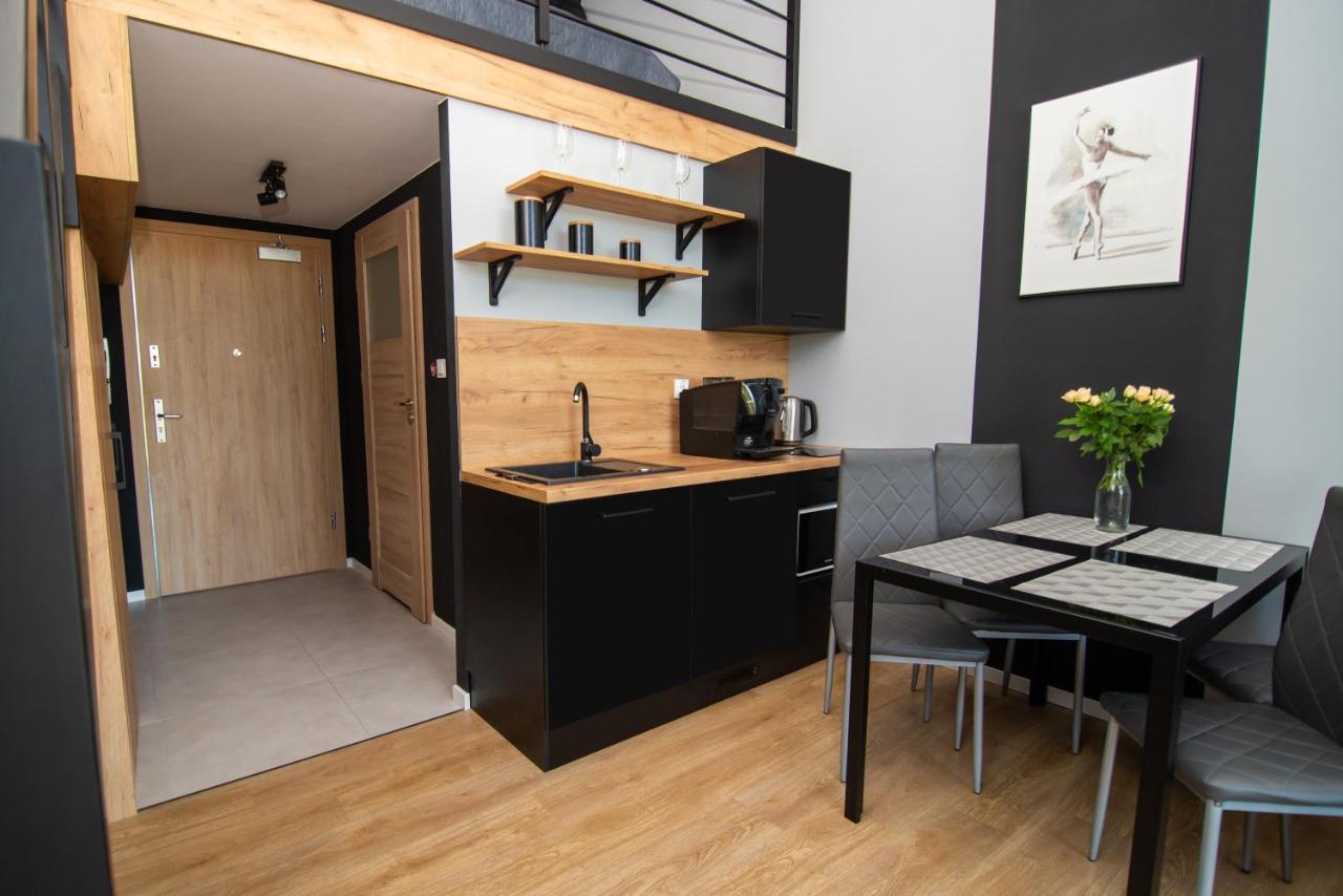 Studia Przy Lotnisku Od Wroclawapartament-Pl Extérieur photo